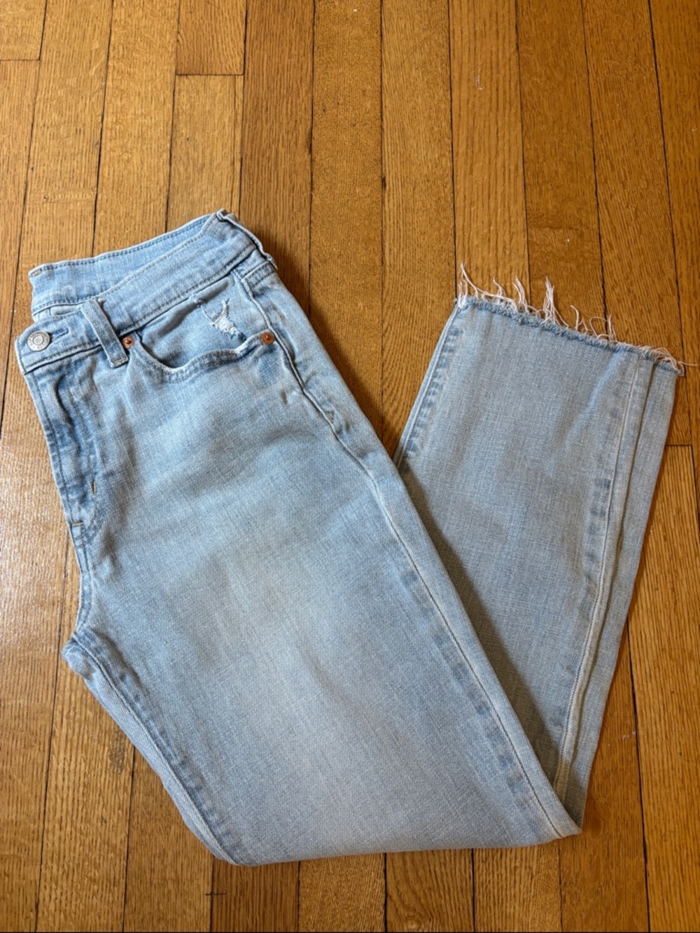 GAP Light Blue Mid-Rise Straight-Leg Jeans with Raw Hem